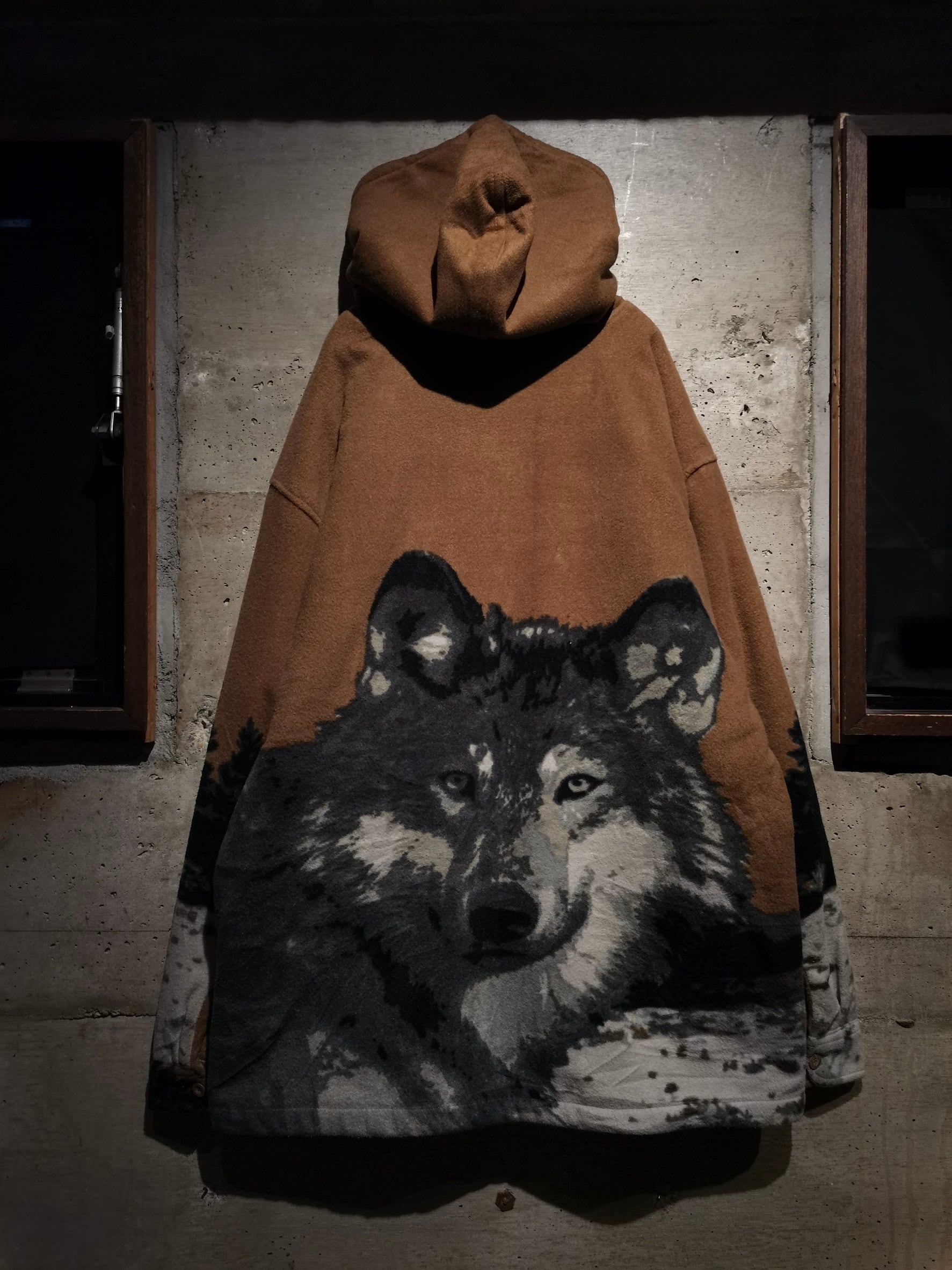 Caka】Beautiful Wolf Design Vintage Loose Hooded Fleece Jacket 