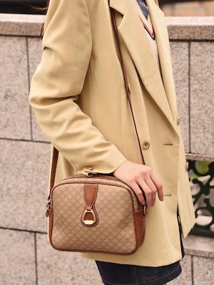 CELINE / vintage beige macadam design shoulder bag.