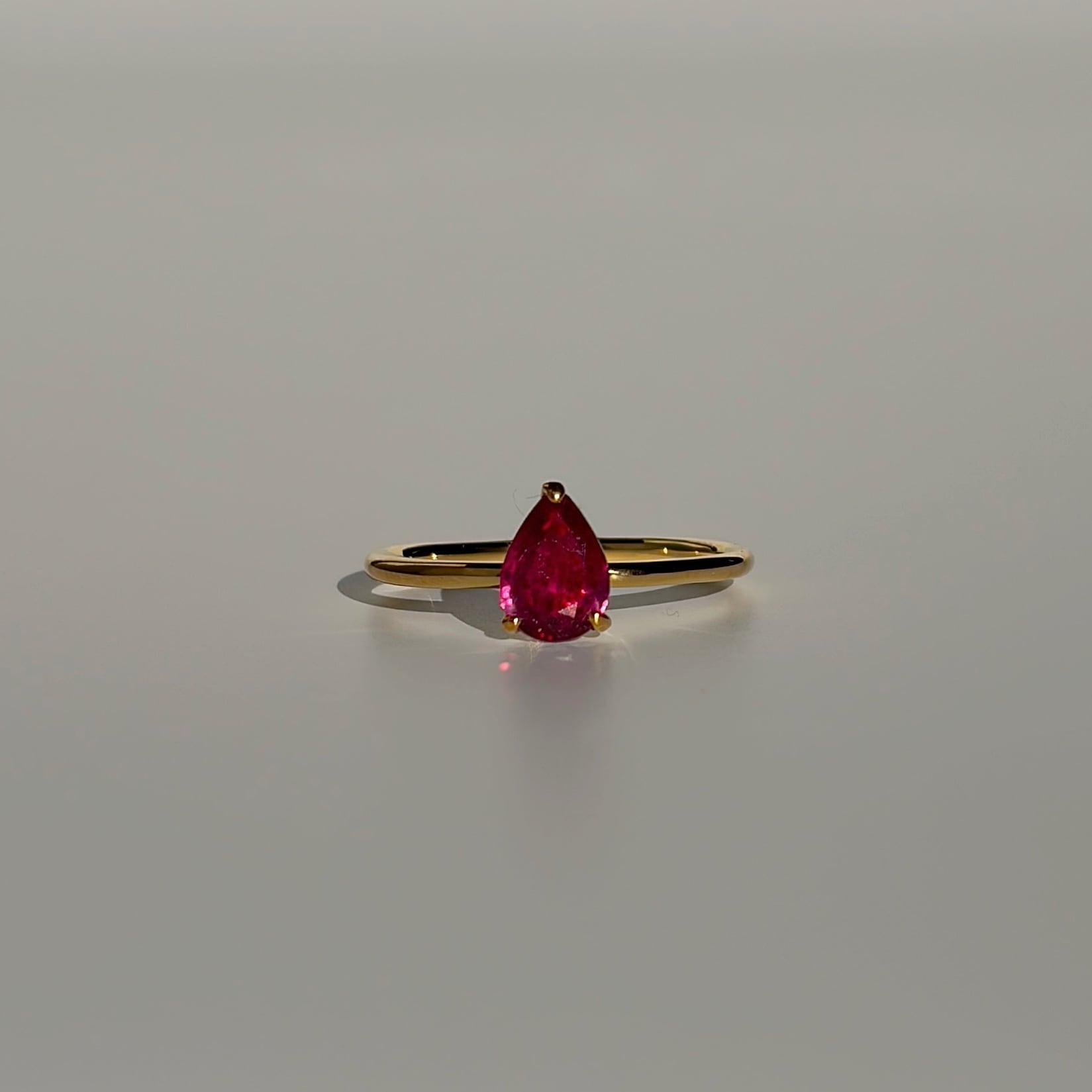 【teardrop ring】~ルビー~