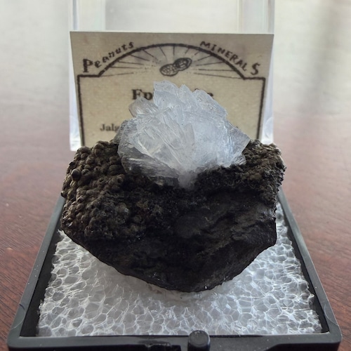 エピスティルバイト【Epistilbite】インド産