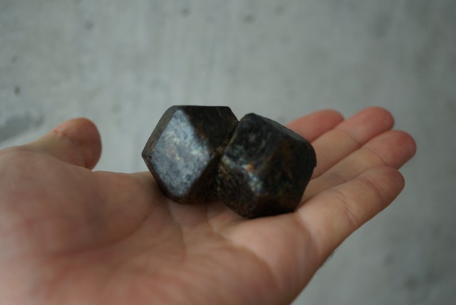 アルマンディン・ガーネット Almandine Garnet 1440