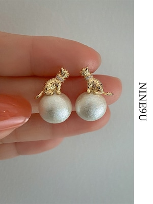 peart feminine cat pierced&earrings【NINE6699】