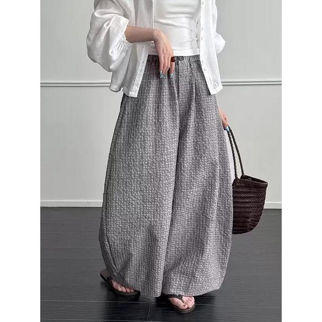 textured check cocoon pants