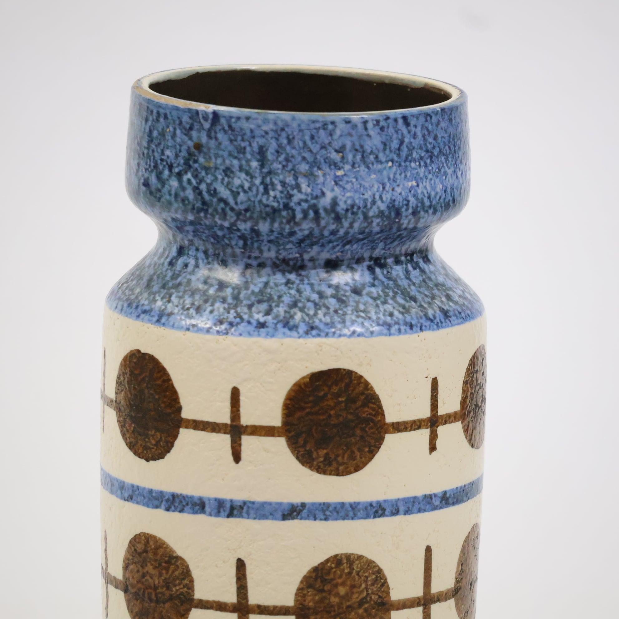 VEB Haldensleben-- 24.3cm | Fat Lava & German Art Pottery