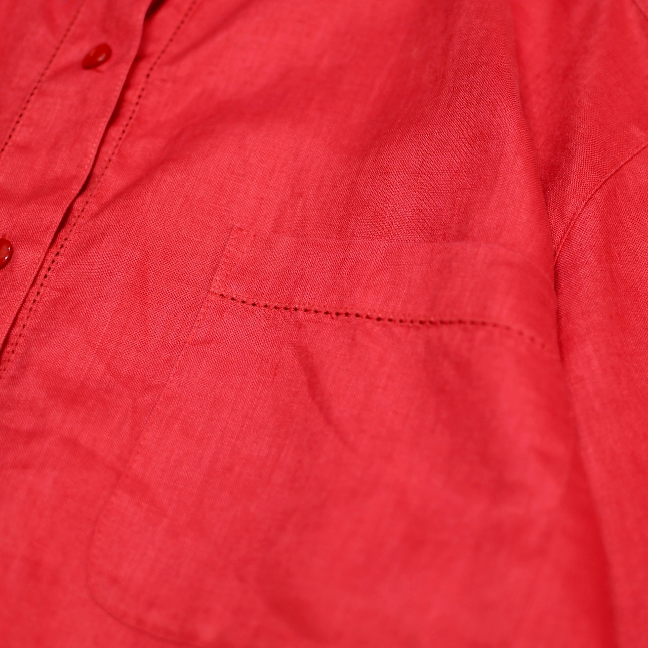 hole design linen shirt red