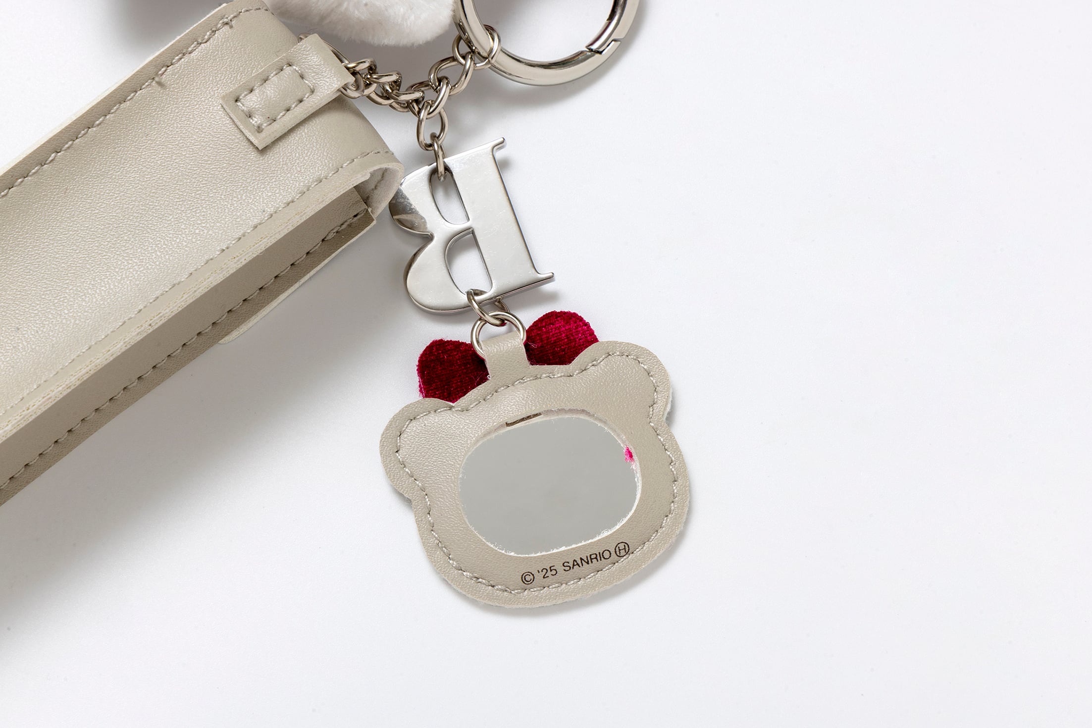 ポップアップストア限定版】ZUBORA LIP CHARM BEIGE ver. | BRILMY