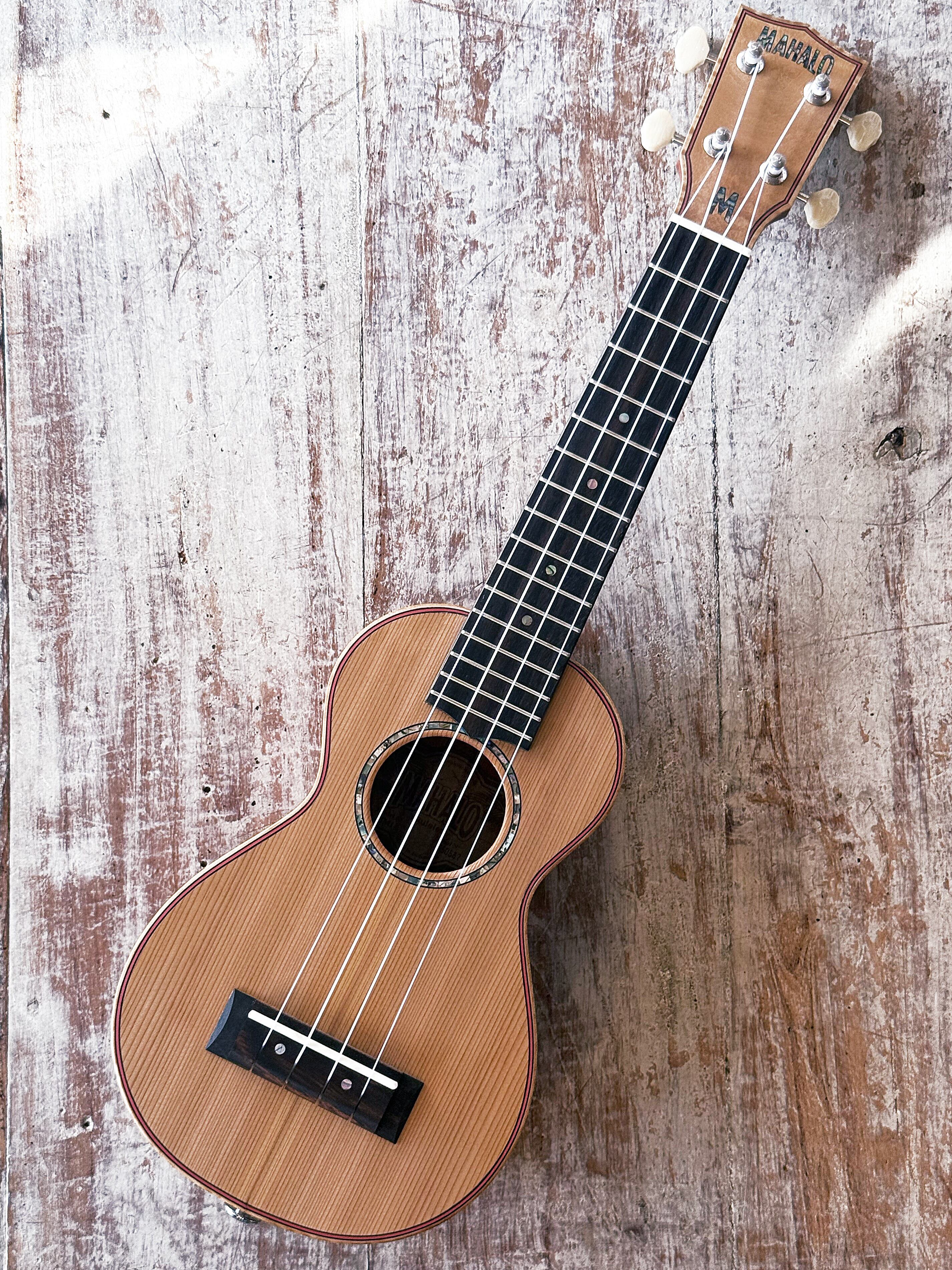 ウクレレ マハロ MM1 ソプラノ シダー×マホガニー Mahalo UKULELE ケース チューナー付
