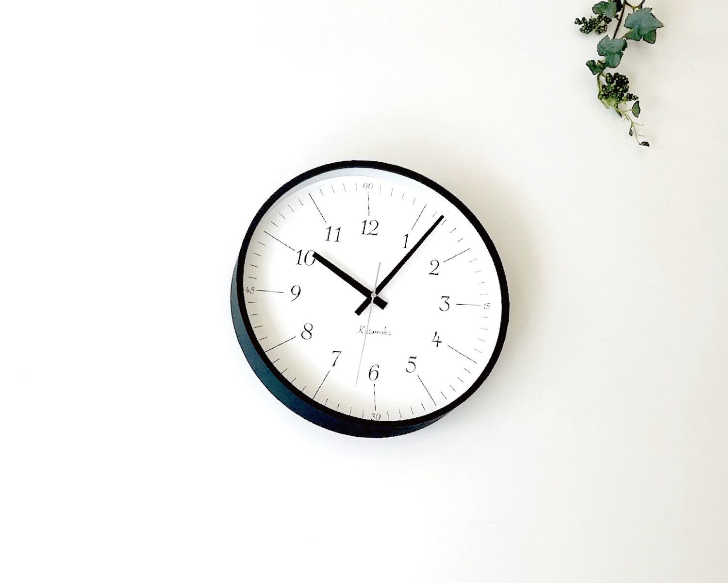 KATOMOKU plywood clock 電波時計 ブラック KATOMOKU plywood clock 18 ブラック km-110BK | 加藤木工株式会社