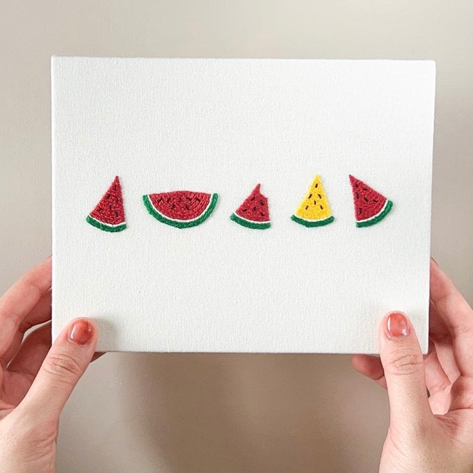 kii6 刺繍ファブリックパネル スイカ | teshigotoya ねむの木の豆