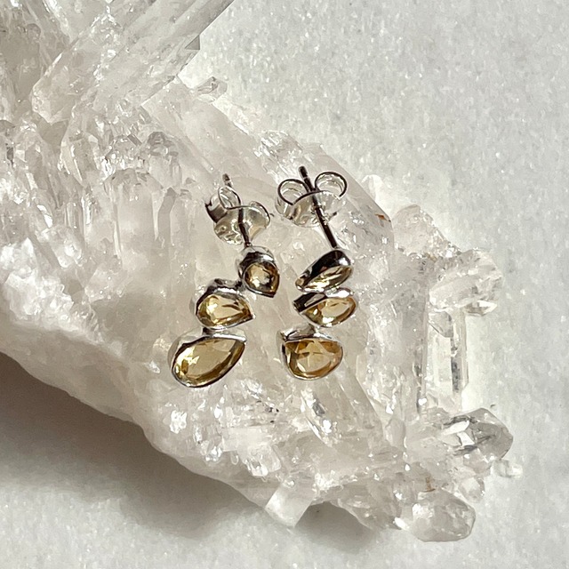 【超美石】シトリンのピアス　1175