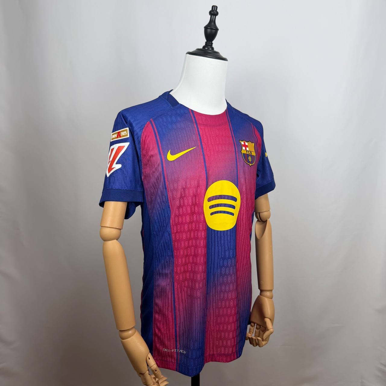 FCバルセロナ 25/26 ホーム サッカーユニフォーム 背番号入り