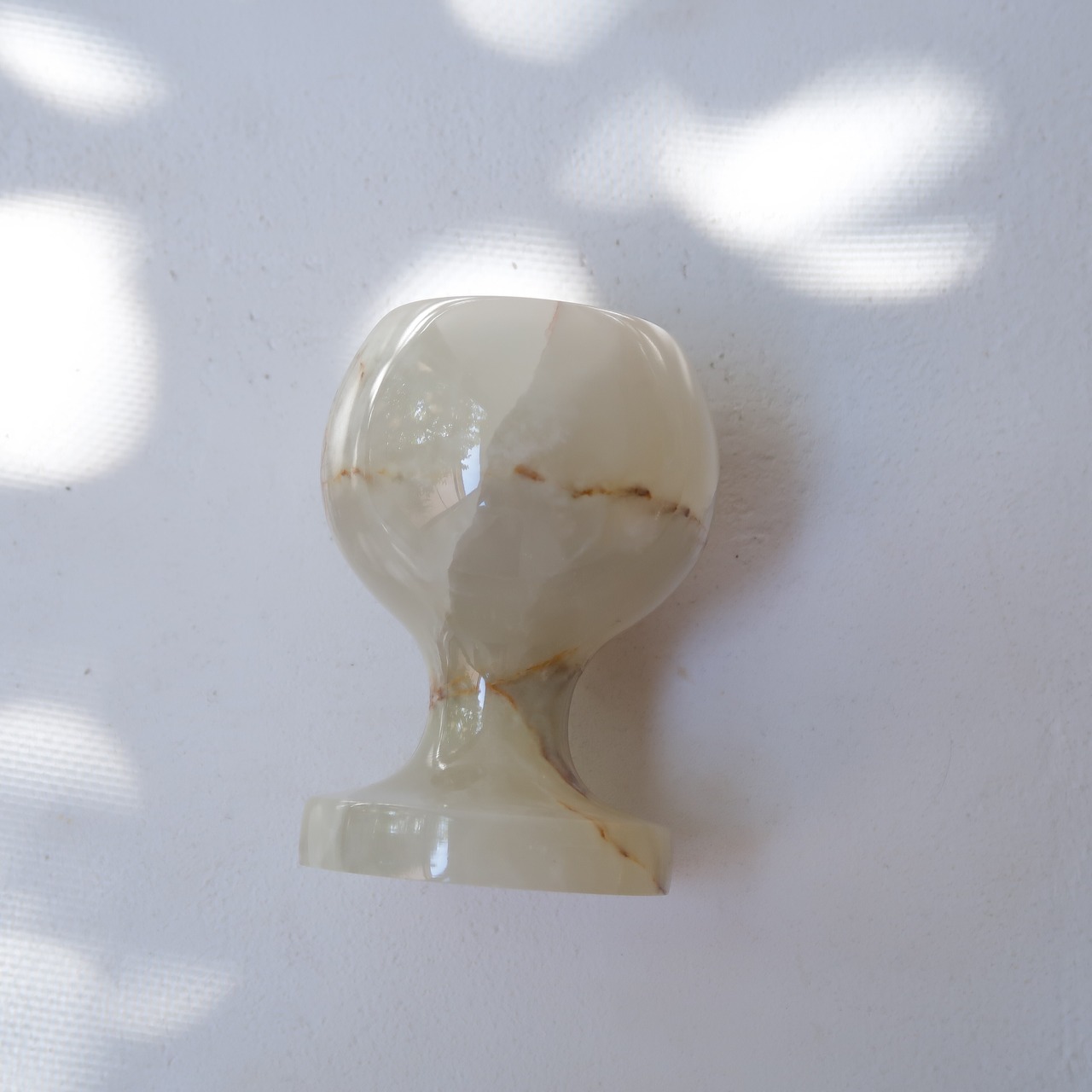 丸みのあるキャンドルホルダー