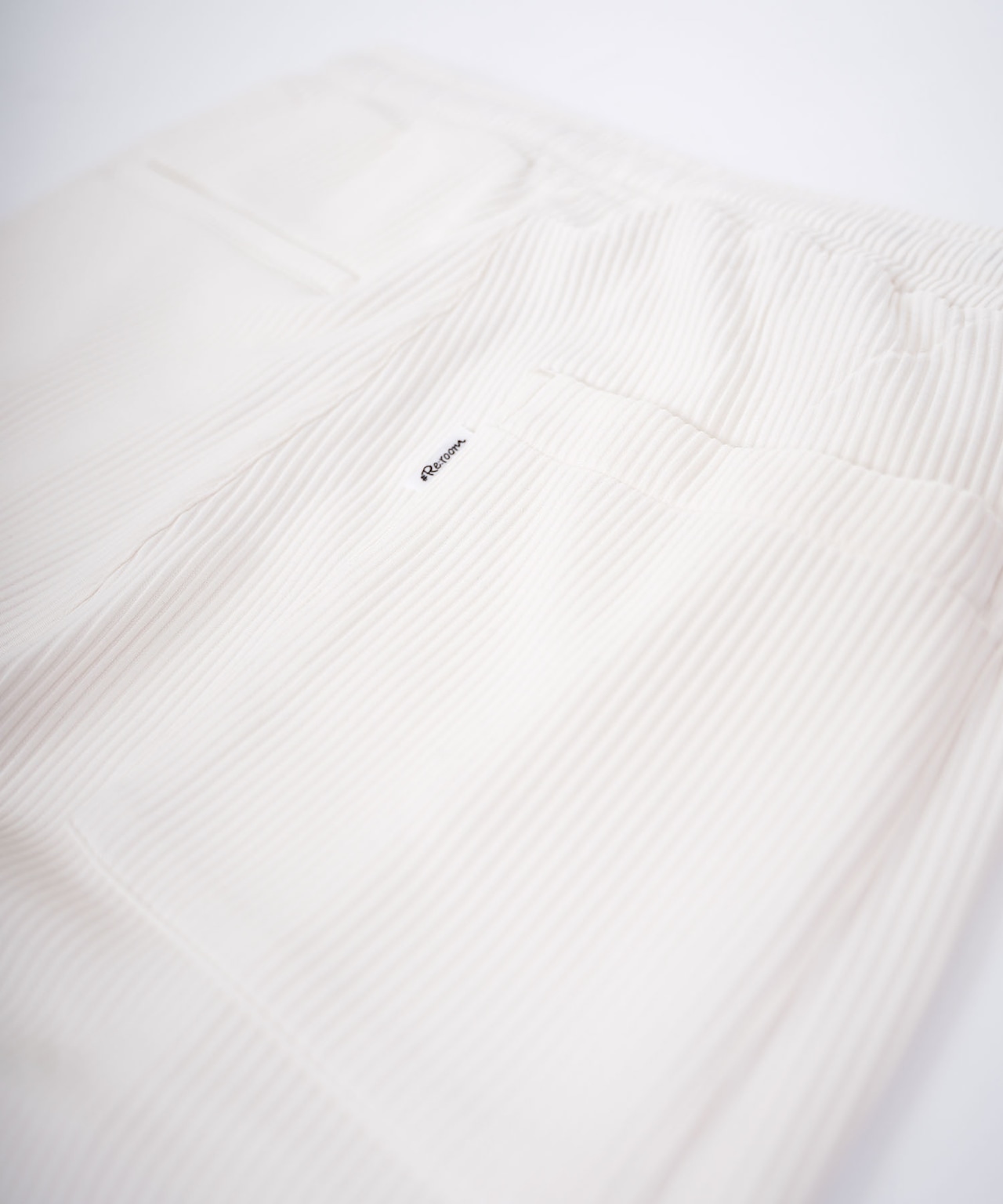 【#Re:room】STRETCH PLEATS TAPERED PANTS［REP241］