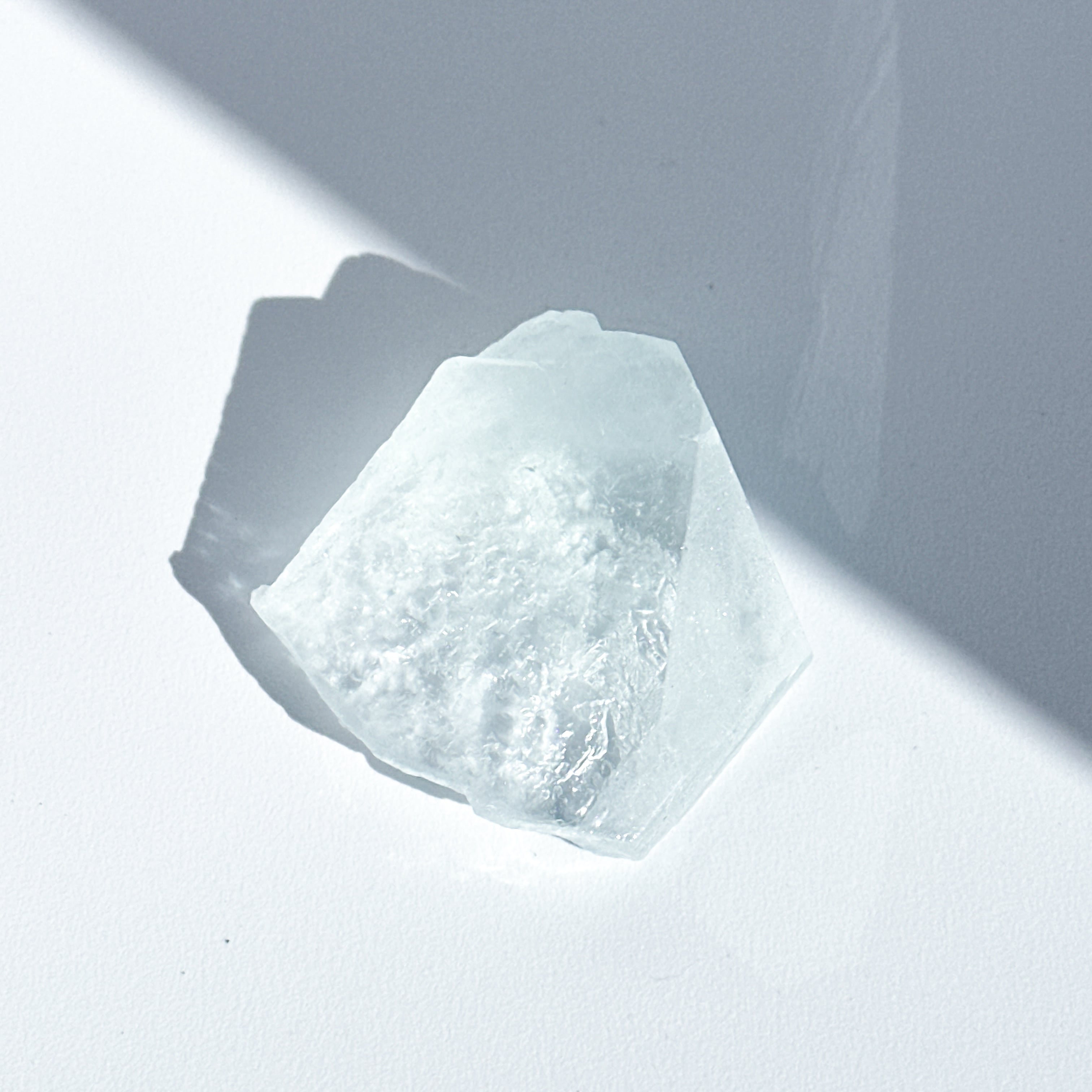 ブルーターラクォーツ 28◇ Blue Tara Quartz ◇天然石・鉱物