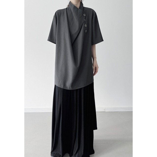 Asymmetry draped button top【2color】 C1512