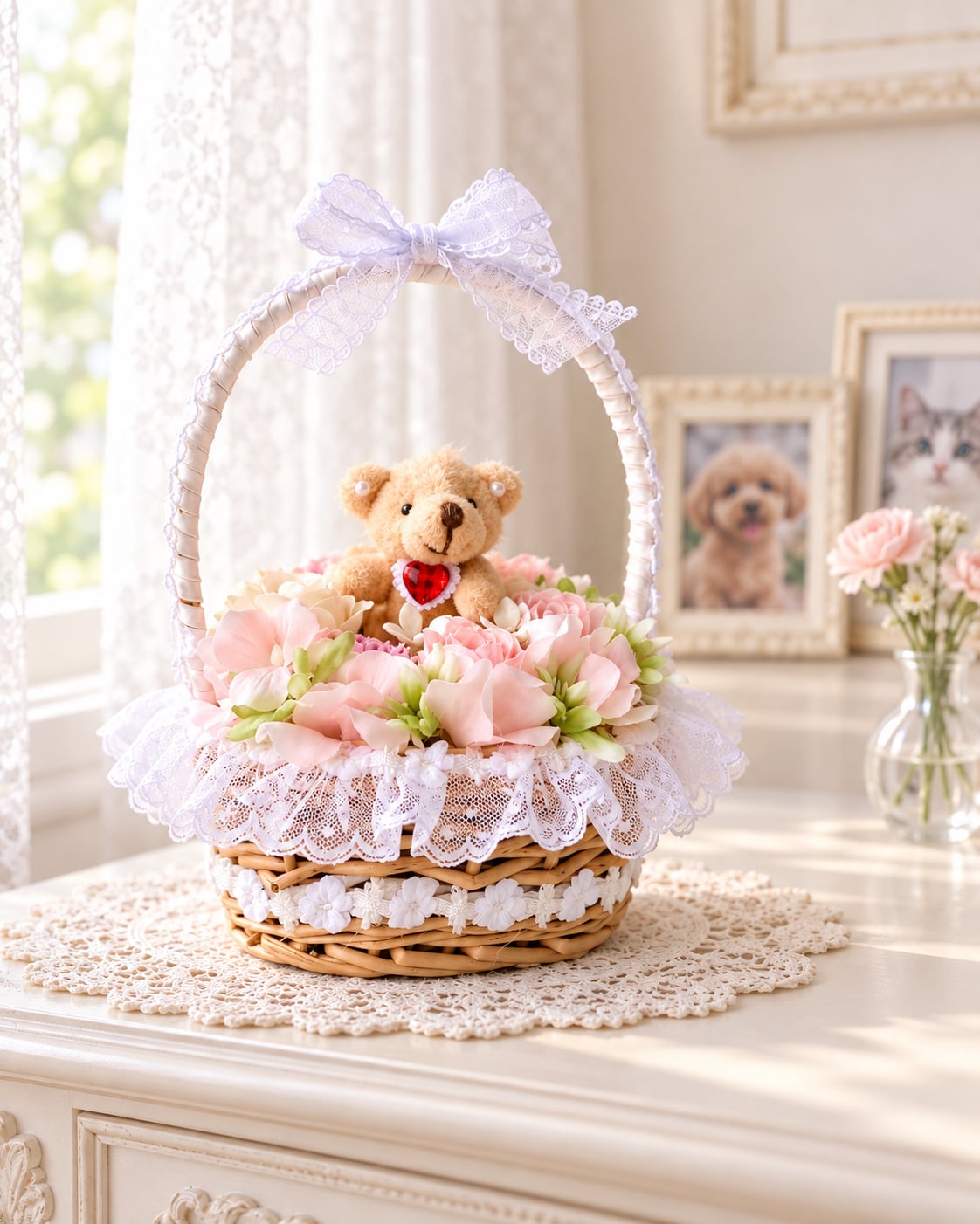 フラワーアレンジ｜うちの子と楽しむミニベアの花かご【AR-012】｜パステルフラワー｜ペットのいる暮らし｜ギフト｜ミニベア｜横15㎝ 高さ約18cm｜ギフト｜ミニベア｜横15㎝ 高さ約18cm