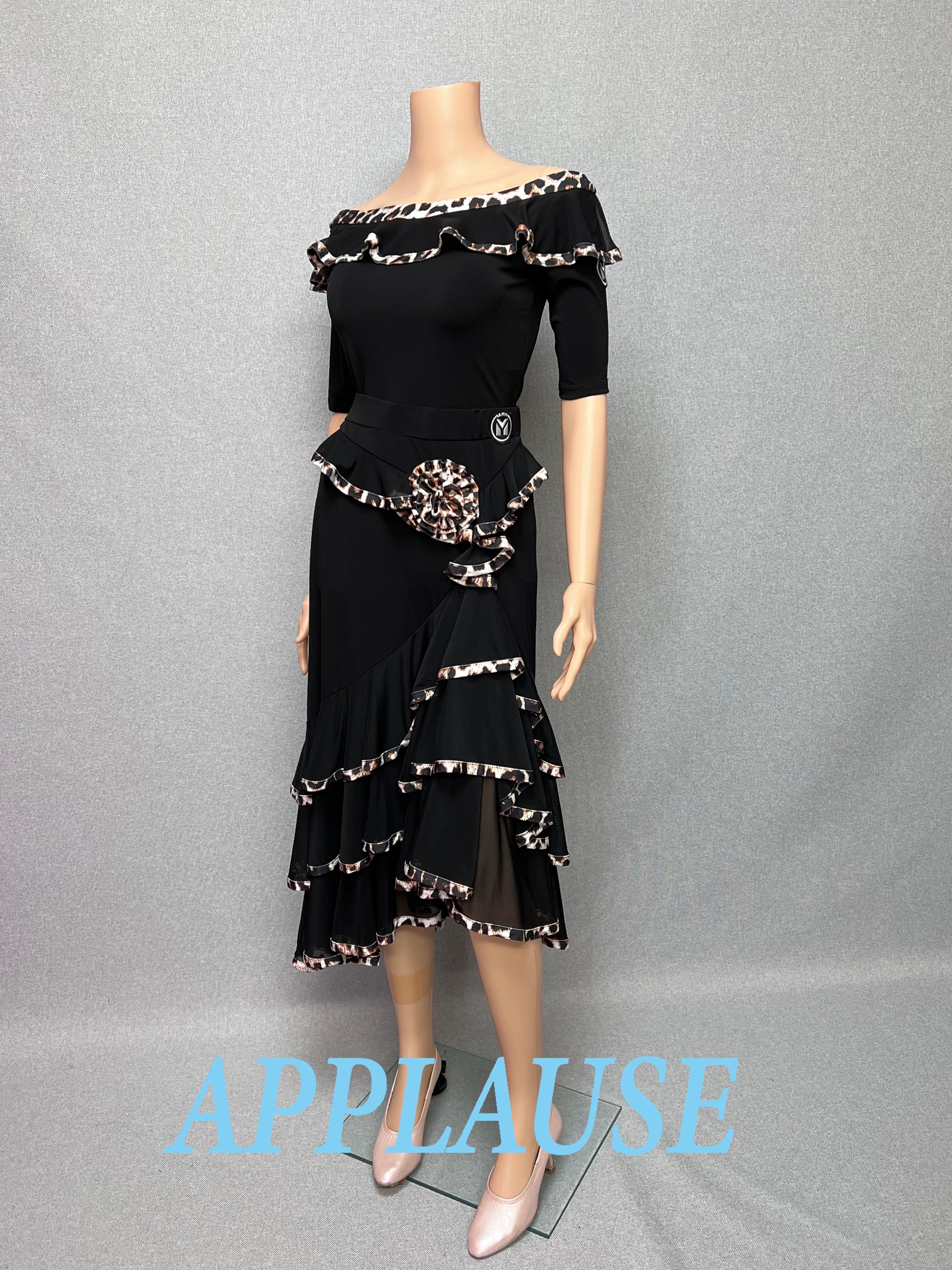 【新着】社交ダンス ドレス　ラテンドレス　　レオパード柄フリルスカート　M〜L   ST-26-6　  デモ・競技用ドレス　発表会衣装　パーティドレス　ワンピース　舞台衣装