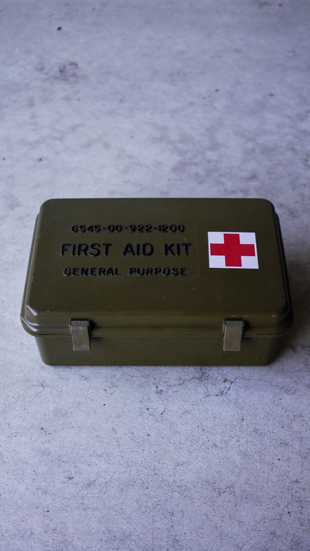 希少　米軍　レイノルズ社　US FIRST AID KIT  救急キットBOX