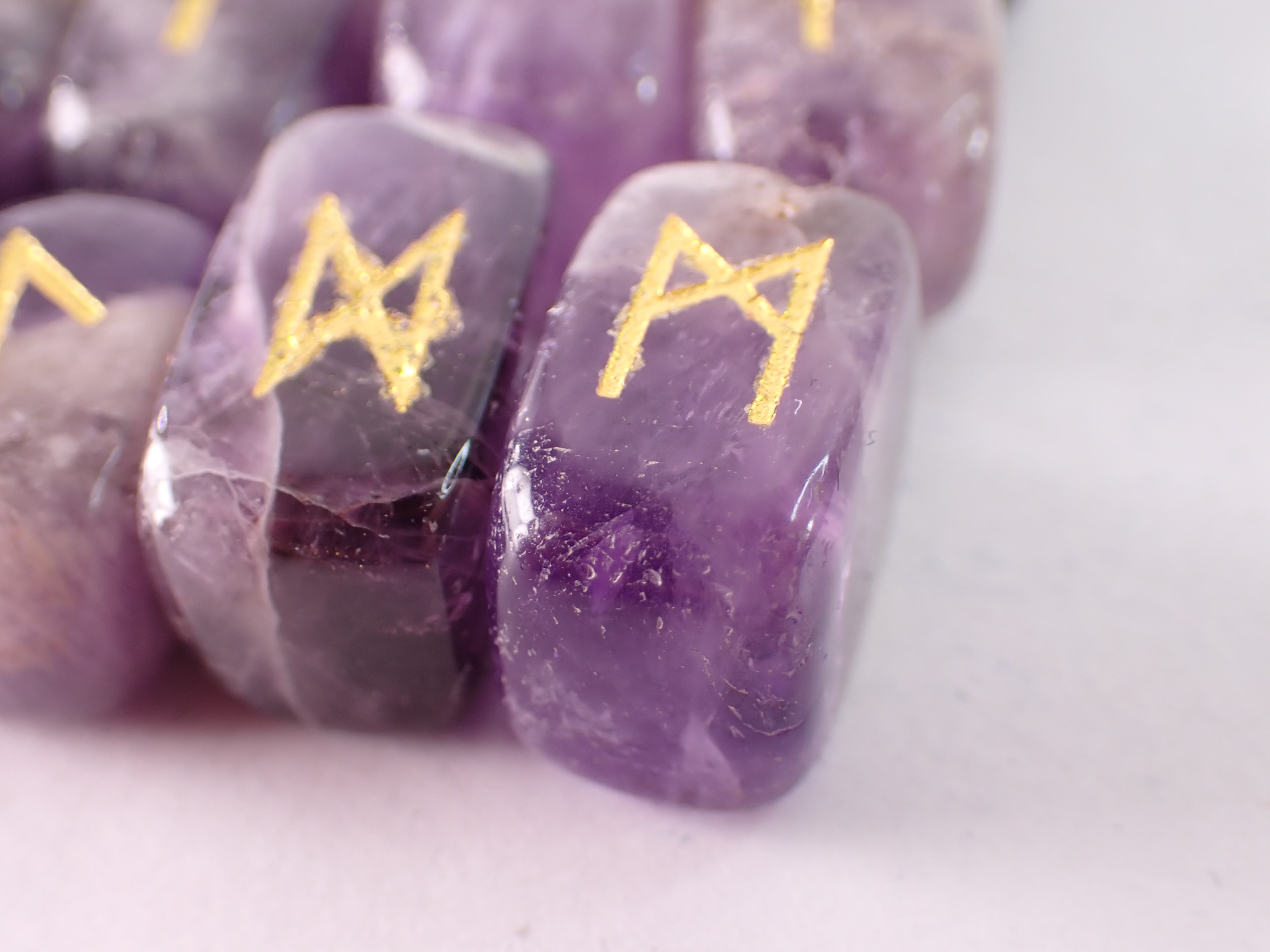 ルーンストーン アメジスト 25石セット [D1-204] | differencee