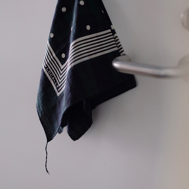 LOCALLY / Cotton Linen Black Watch on Print Bandana