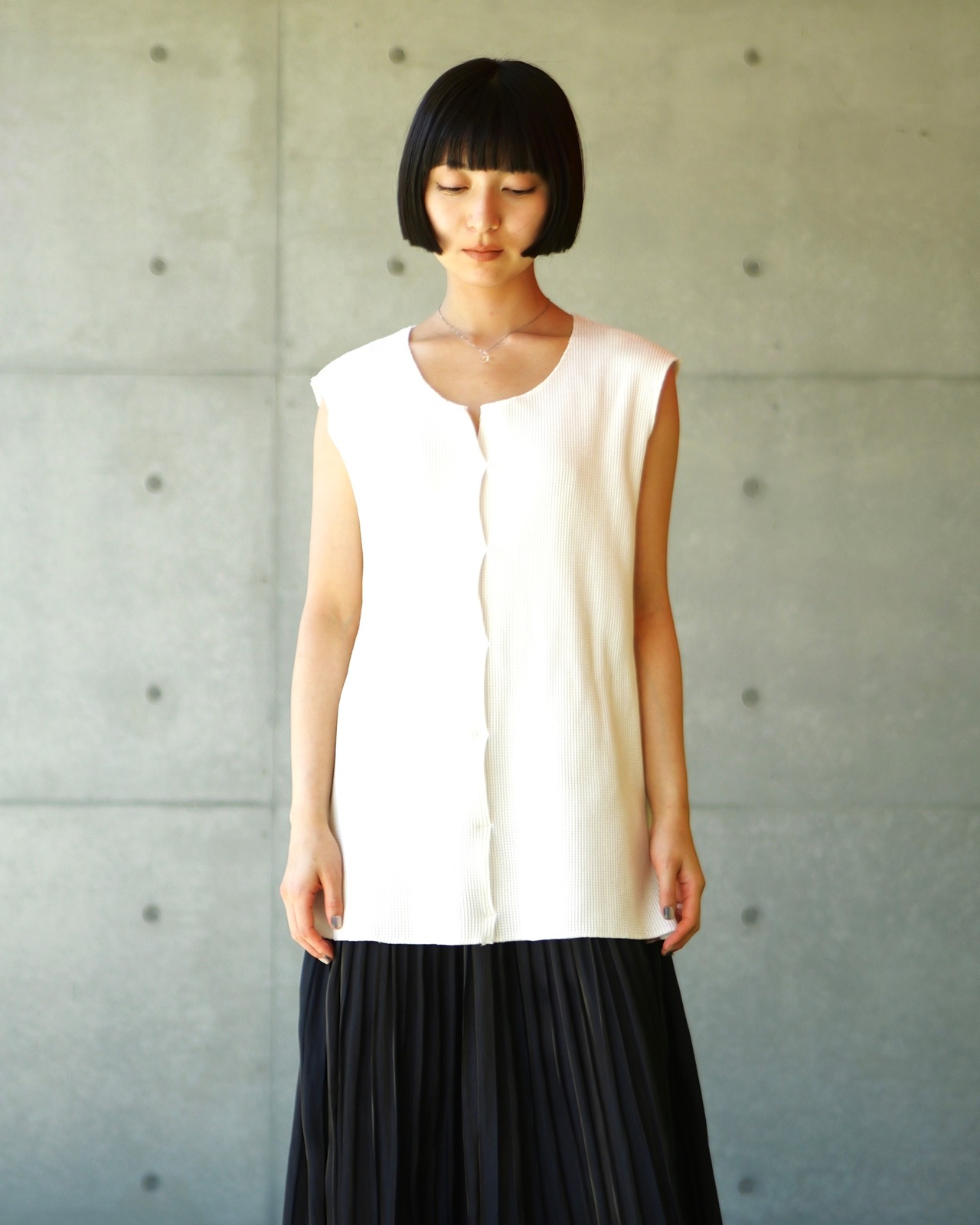 METHO  - Through fit No sleeves : Whit：long