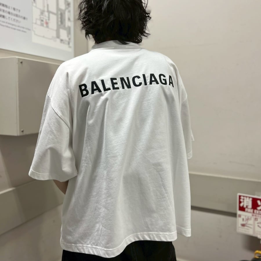 BALENCIAGA】S/S Cropped T-Shirt | AYIN