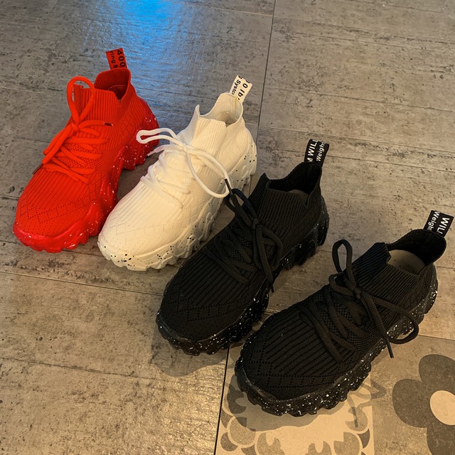 ヨーロッパの駅の古い靴の女性は2020年春に新しいネット赤いスポンジケーキ厚底カジュアルシューズ女性の野生の学生スポーツシューズ 部族の婦人靴2724152