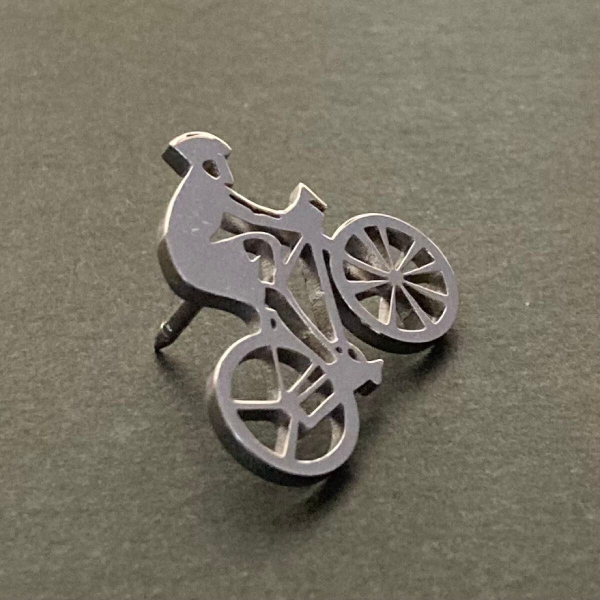 自転車 ピンズ [ サイクリスト・銀 ] ピンバッジ ブローチ ラペルピン