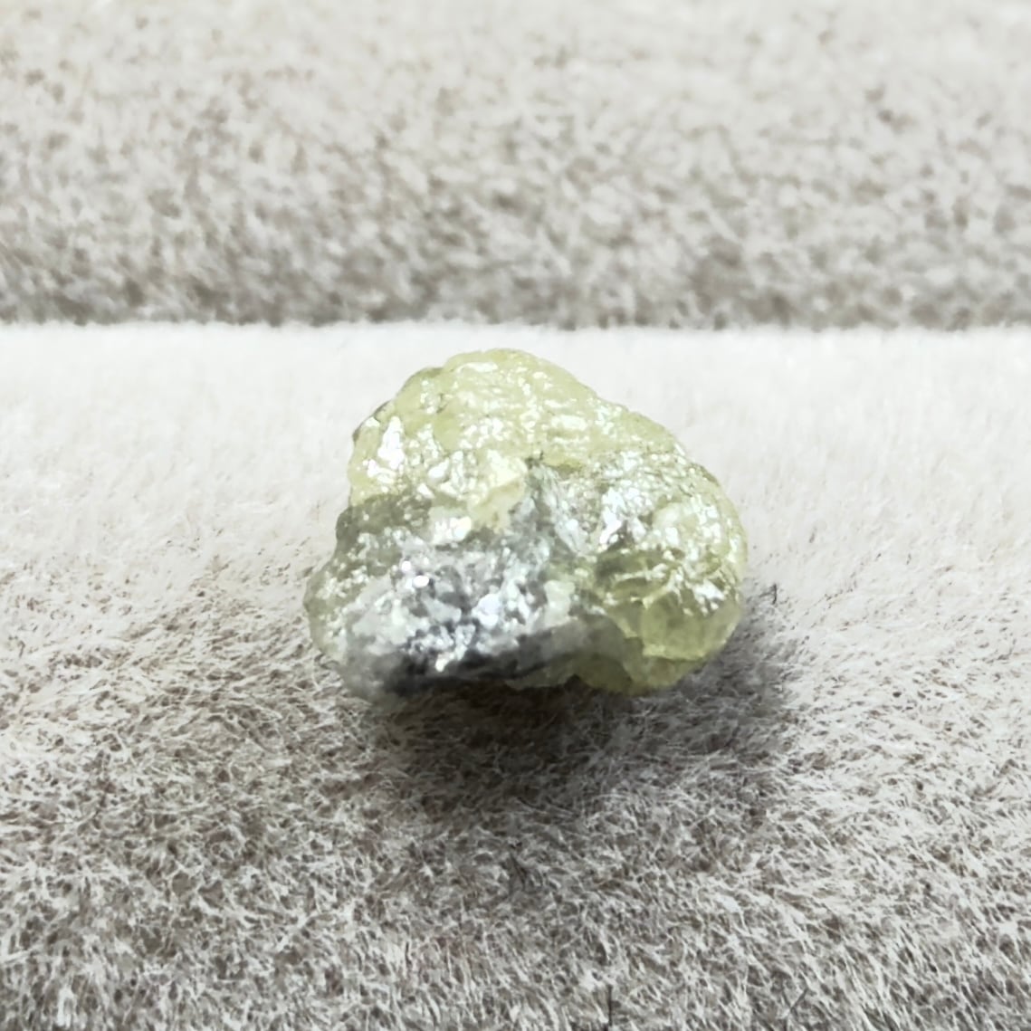 原石クリスタル1 ダイヤモンド】 原石 0.73ct | たからいしルース オンラインショップ
