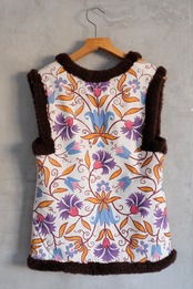 Herbaceous reversible vest
