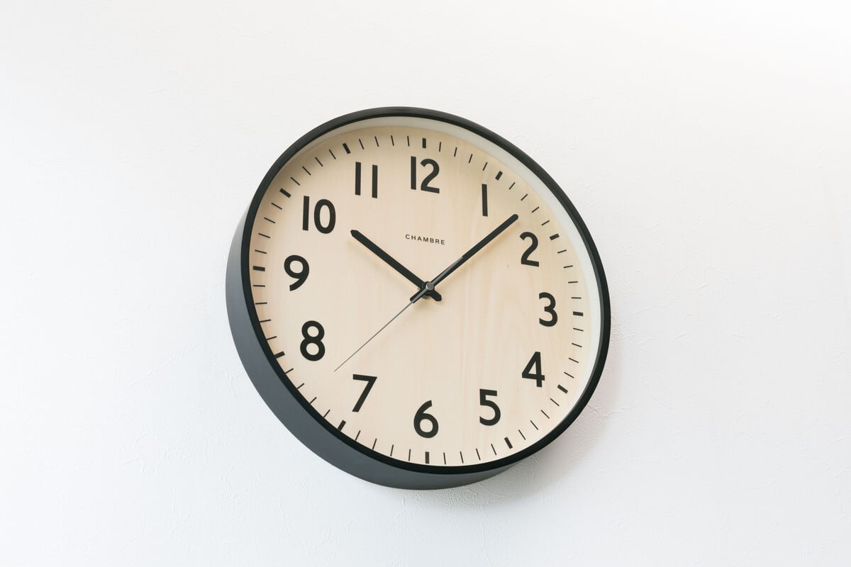 電波時計 SHAPELY CLOCK BLACK | シャンブル【CHAMBRE】byインターゼロ
