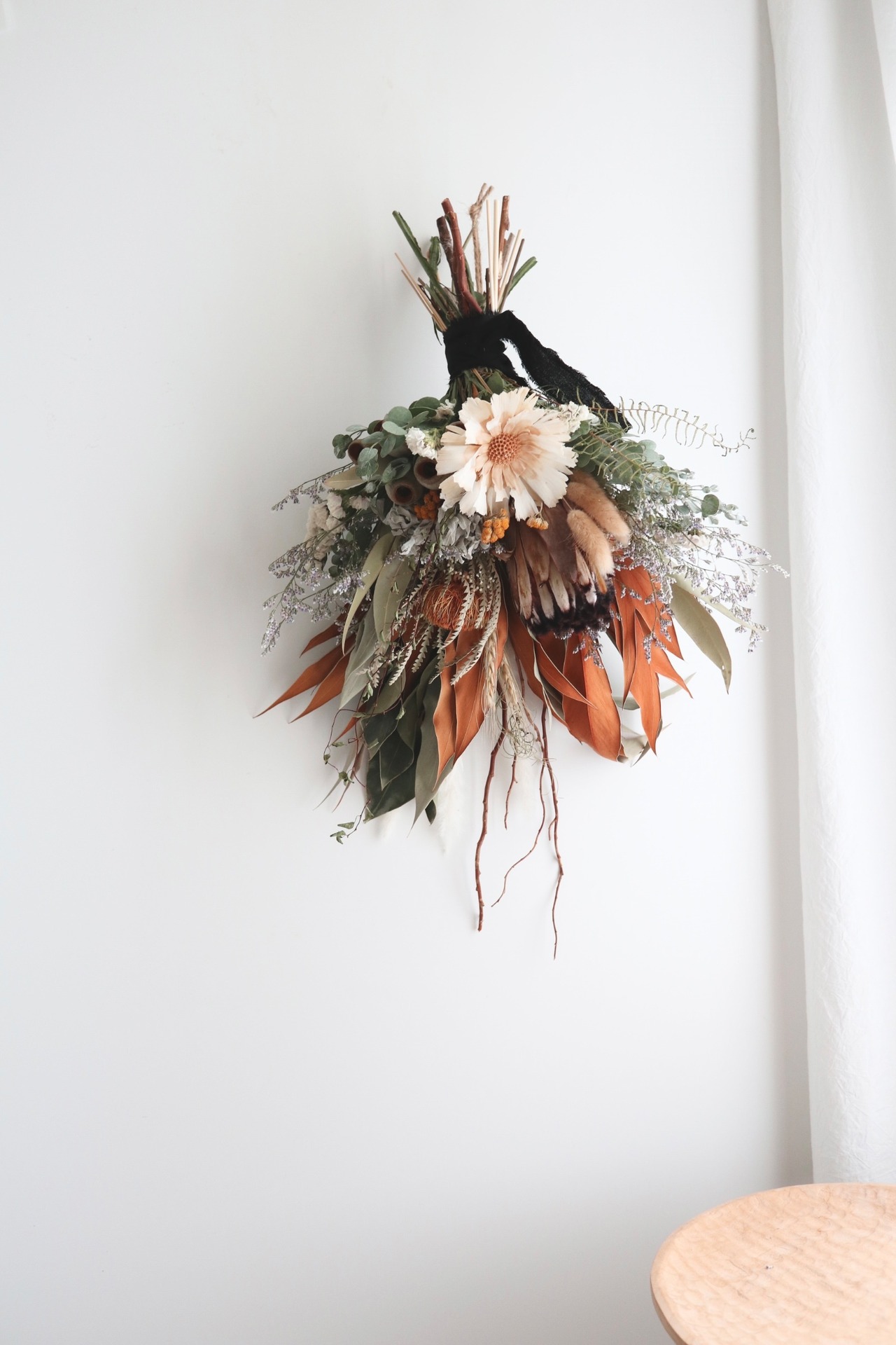プロテアのswag bouquet