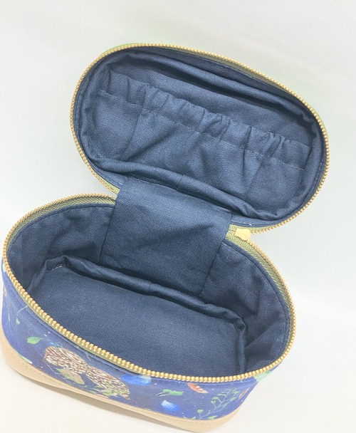 バニティポーチ  アクファクトゥム　フクロウ｜とりさん工房ーかわいいハンドメイドポーチ