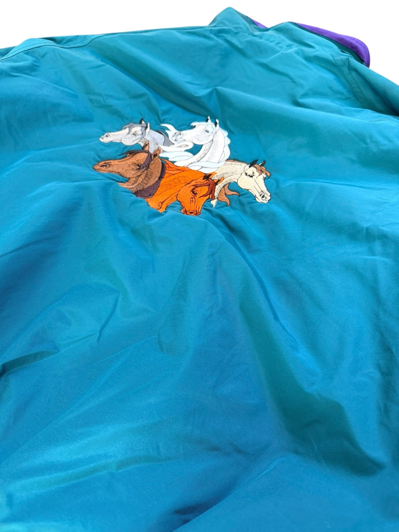 90's Tn-Mountain ナイロンジャケット 馬刺繍