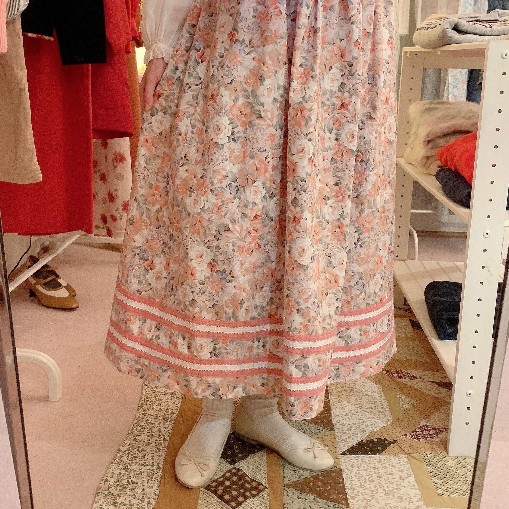 60s pink flower tape skirt