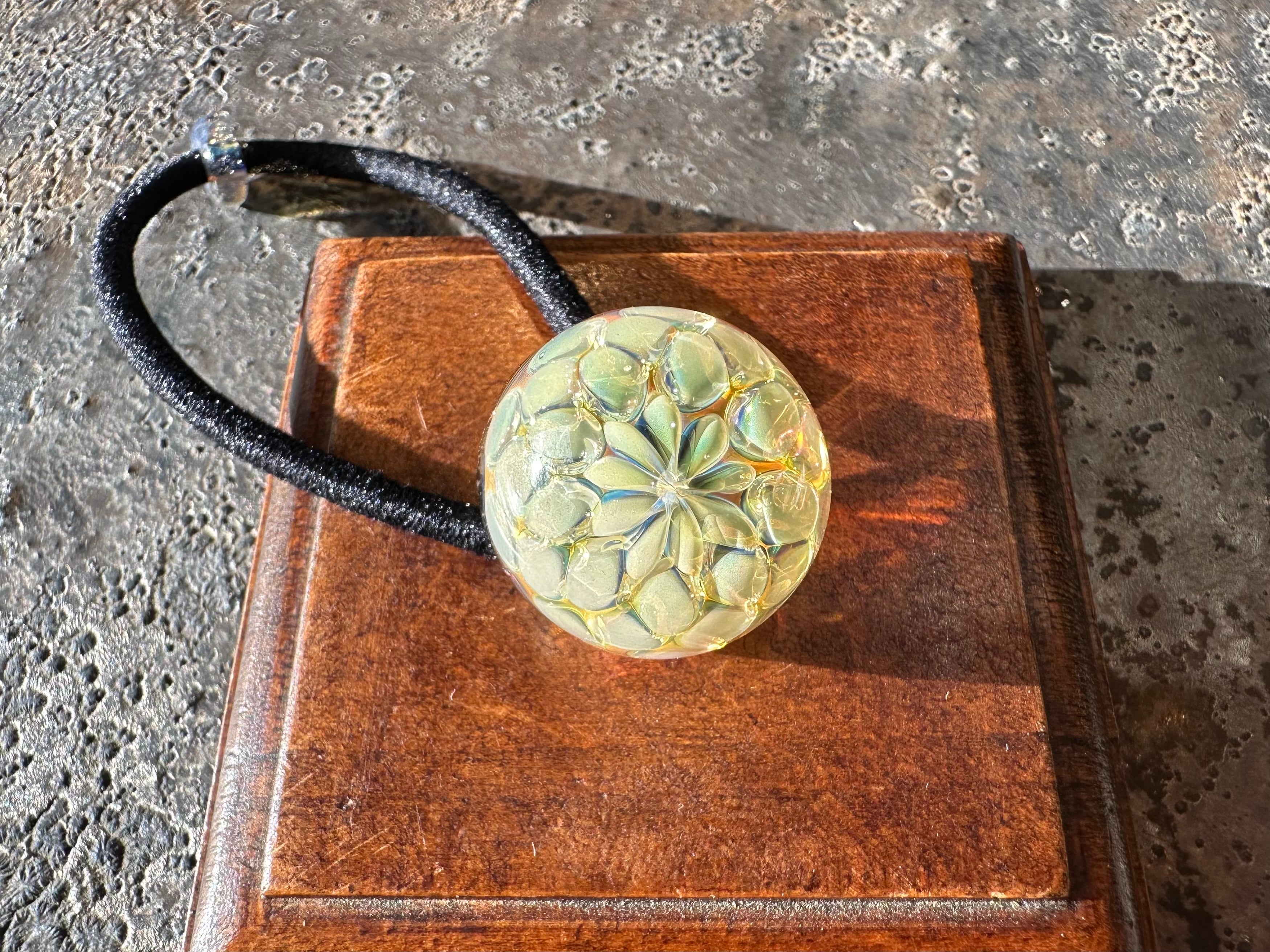 【Milky Flower】ミルク色の花ヘアゴム size S