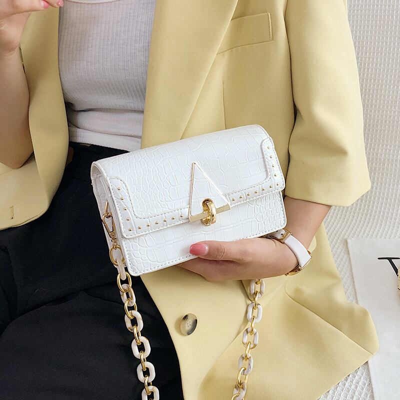 夏の小さなバッグ女性のバッグ2020人気の新しい波シンプルなワイルドチェーンクロスボディバッグファッションショルダー小さな正方形のバッグ Tiancai_Wing_Bag3500511