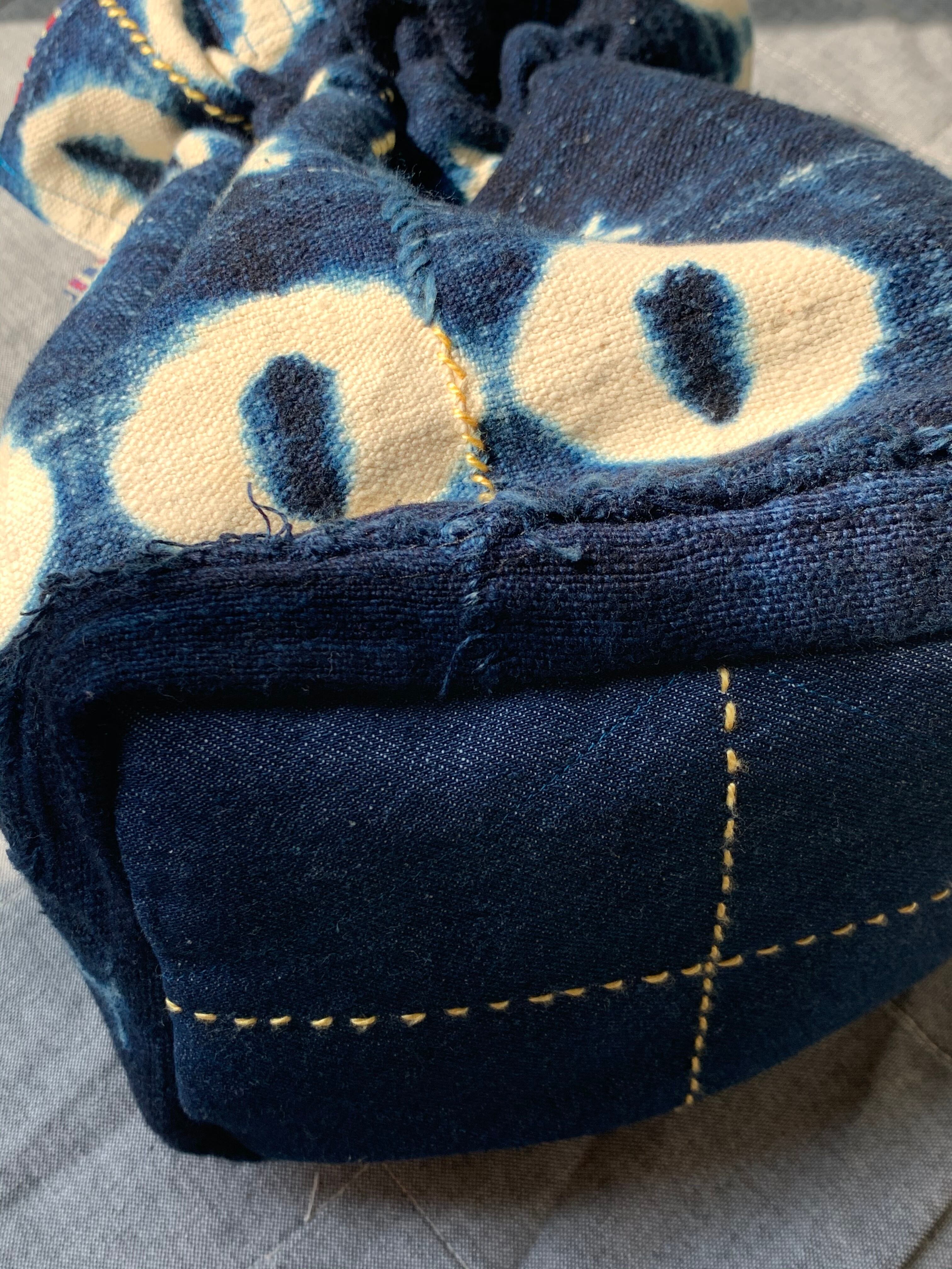 マリの藍染布で作った巾着バッグE