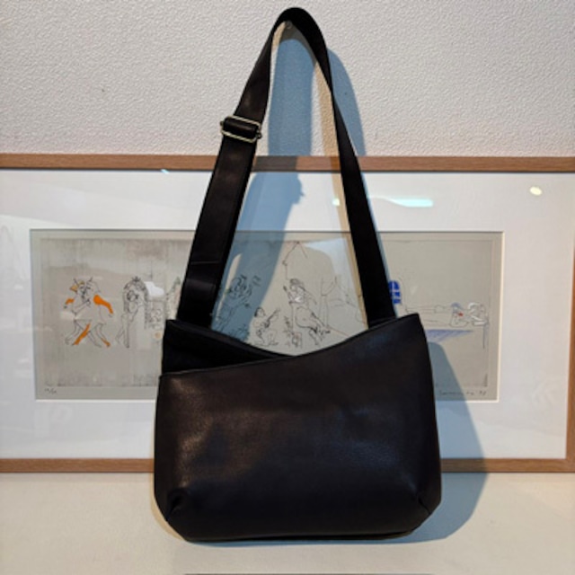 B.stuff　ナイロンコンビショルダー