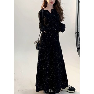 【Set-up】V-neck Pullover & Long Skirt 502584