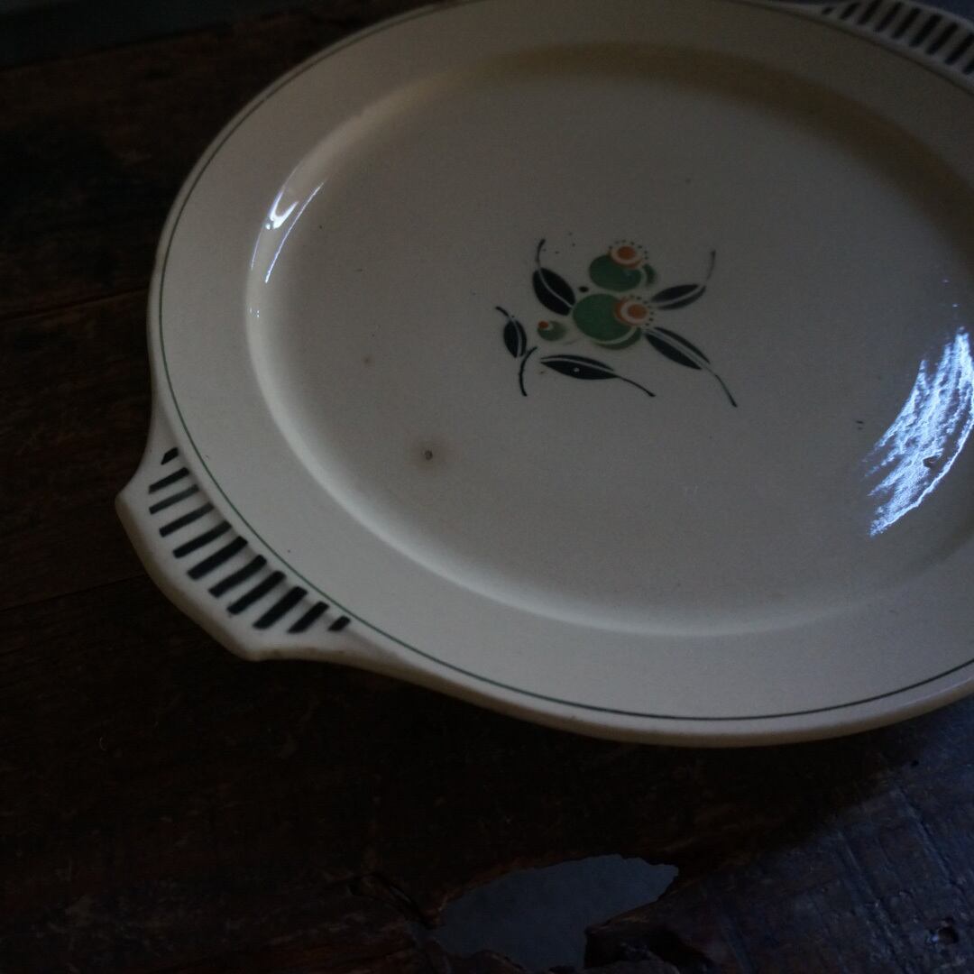 古いベルギーの陶器皿