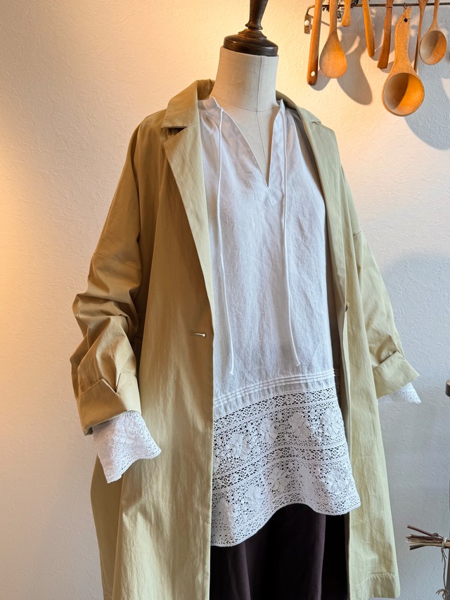 doux bleu  レースチャーチブラウス