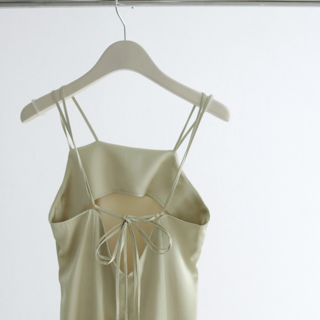 Asymmetry satin camisole dress　Saki着用