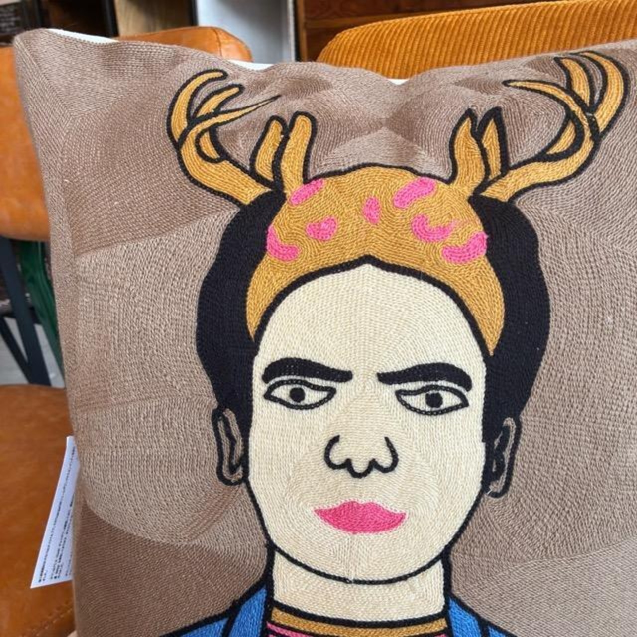 TOPANGA Homefurnishing Art Embroidery Cushion Cover, 45x45cm, D, Beige, Frida Embroidery　