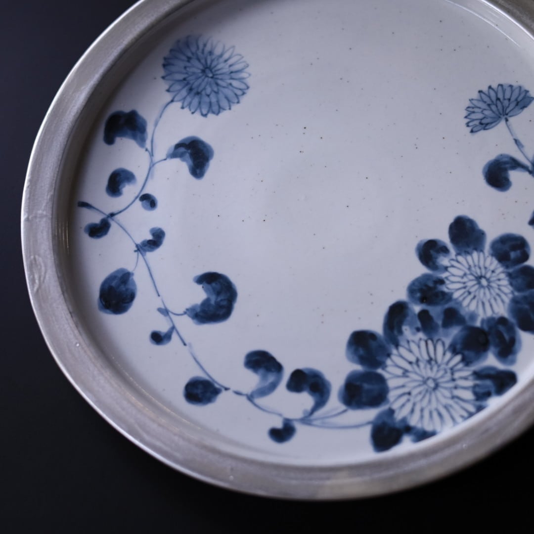 伊万里焼 リム付き染付プレート皿 | 芦屋貴兆陶家 online shop