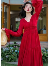 【0162】V-neck Tiered Red Long Sleeve Dress
