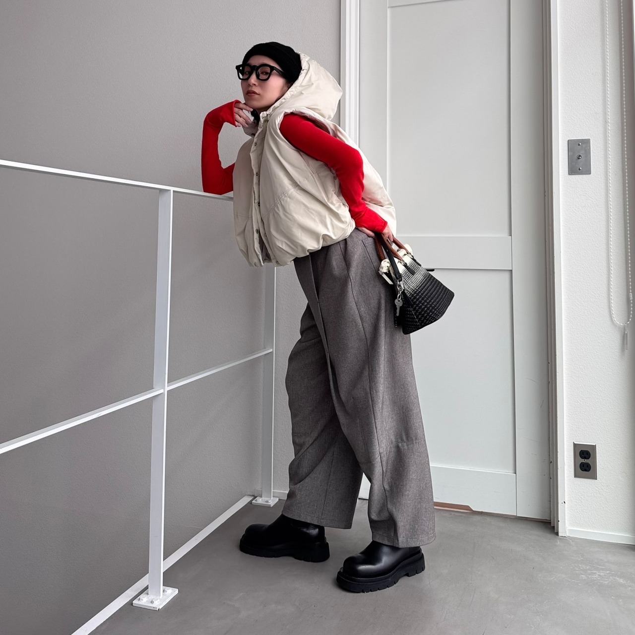 フーディーマットファイバーダウンvest/エクリュ