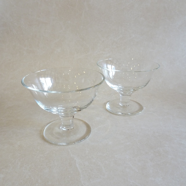 口が広がったデザートグラス2個セット