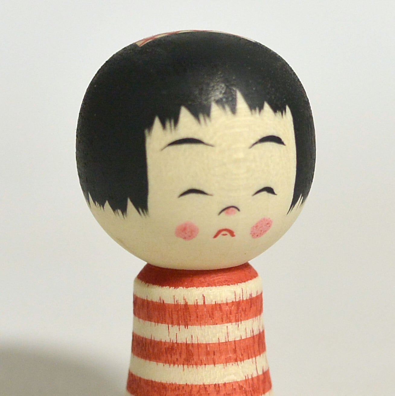 【ミニこけし】鈴木明　鏡餅こけしちゃん 小寸こけし（ミニこけし） 約1寸 約3.5cm 鈴木明 工人（作並系）#2271