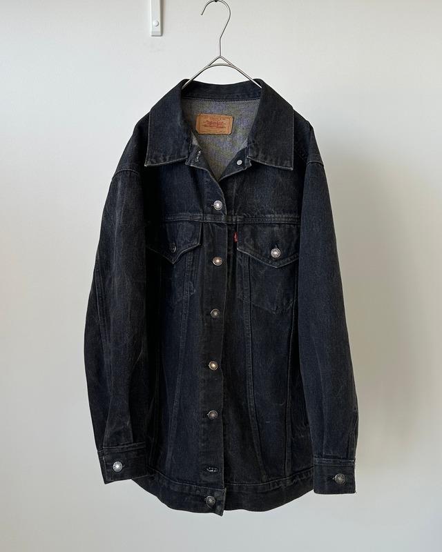 -Levi's- Vintage 90s M Black Denim Jacket made in USA